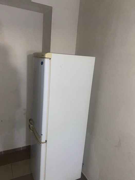 Холодильник samsung