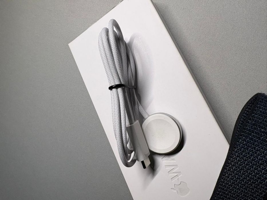 Срочно продам Apple watch series 10