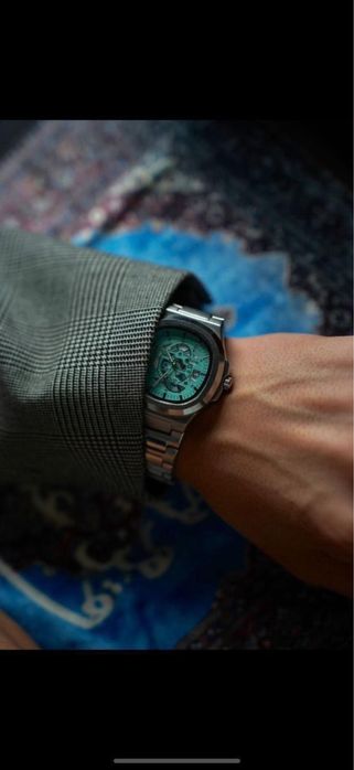 Новые часы водонепроницаемый, весовый, срочно