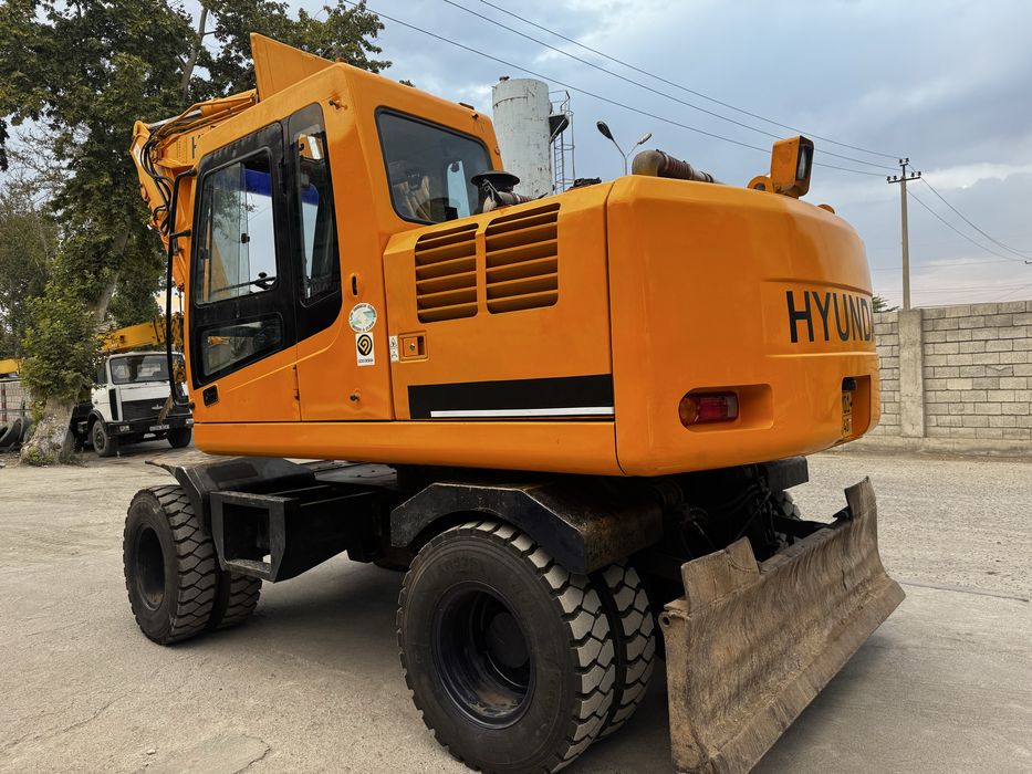 Ekskavator Hyundai 1400