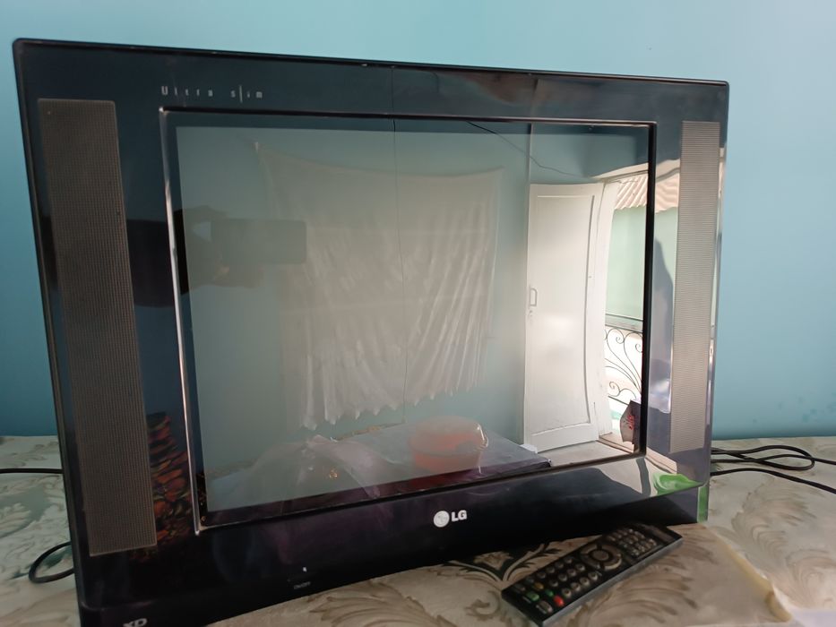 Телевизор LG продается