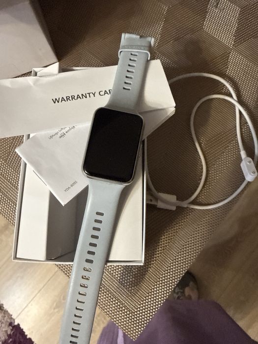 фитнес часы Huawei