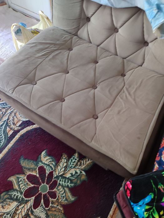 Комплект кухонный диван.