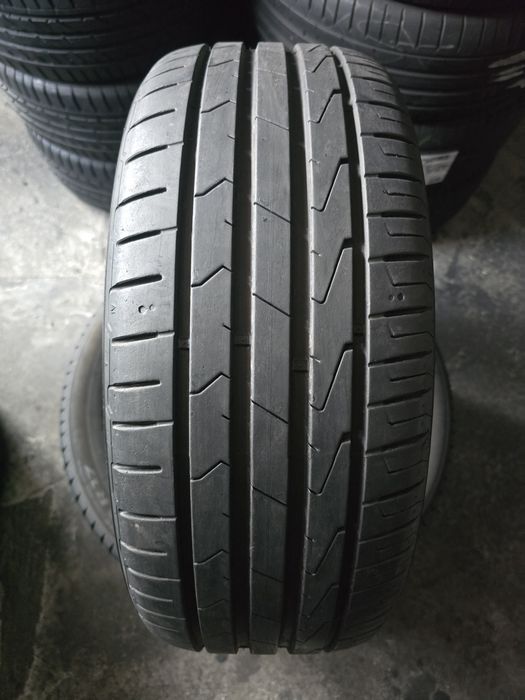 Hankook 215/45 R18 88V vară
