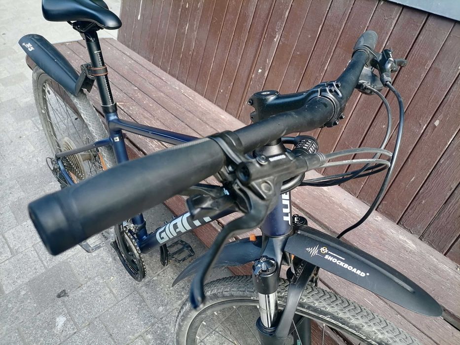 Велосипед Giant Roam
