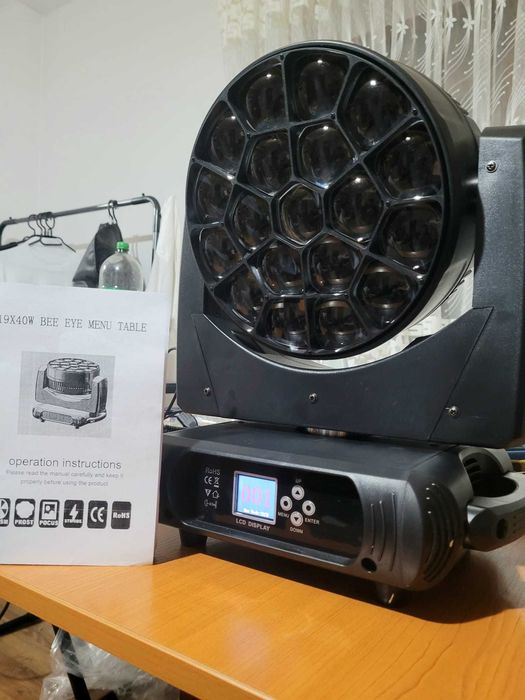 Bee Eye Wash 19x40W LED lumini scena evenimente