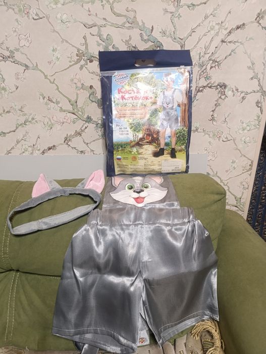 Платье детское продам