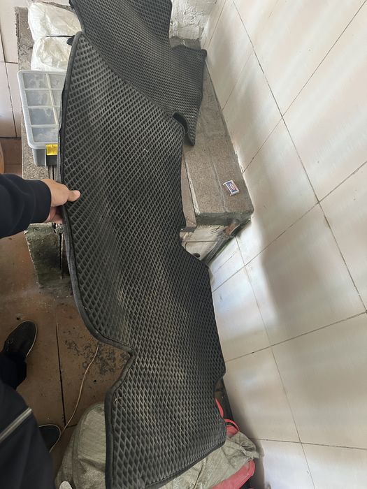 Полики на лексус LX470