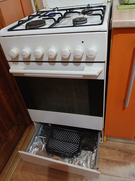 Aragaz cu cuptor electric