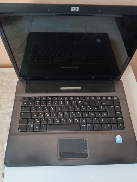 Notebook Hp для работы и прочее игры .