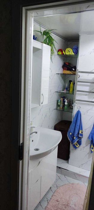 метро Космонавтов  3/9/9  МВД  123м²