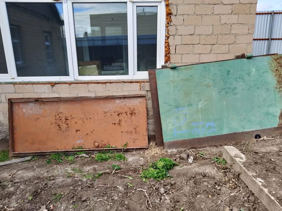 Продаю ворота для гаража