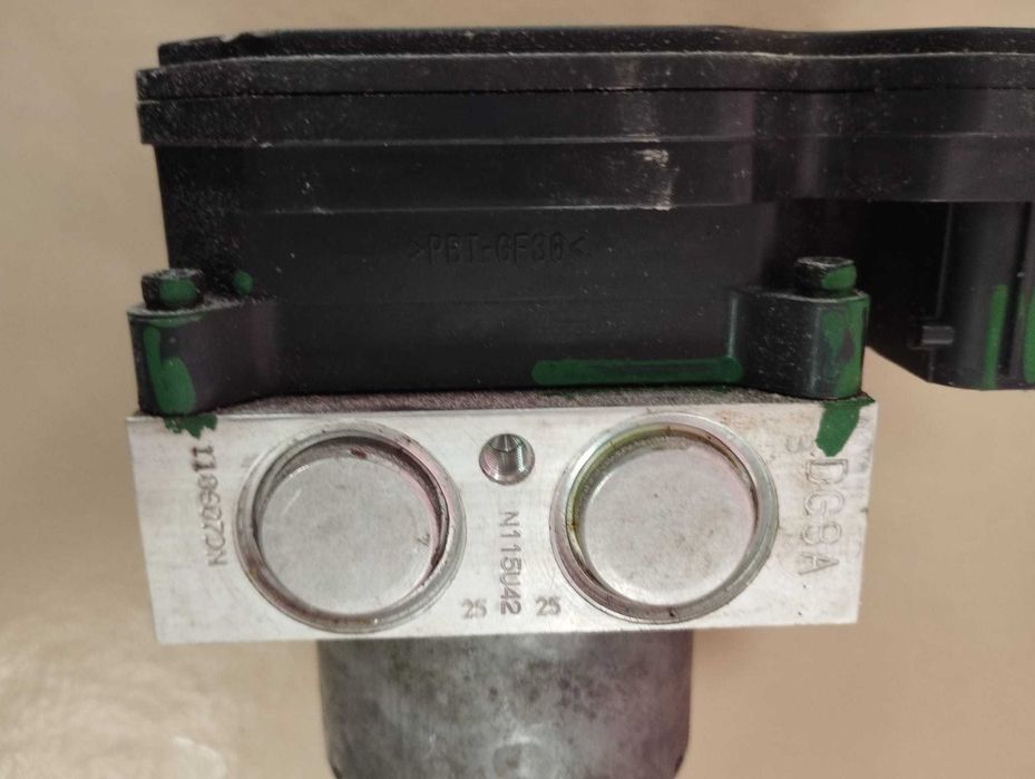 Vând pompa/unitate abs Chevrolet Spark 1.0B 2010-2020- COD 95966701