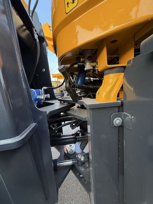 Продам погрузчик 2тонник