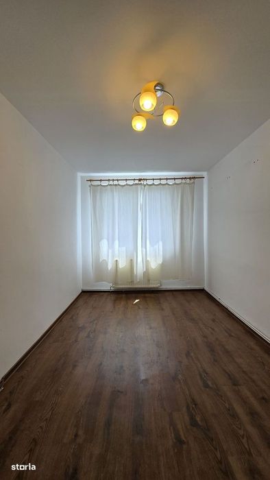 Apartament cu 3 camere