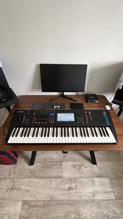 Синтезатор Yamaha Modx 6+