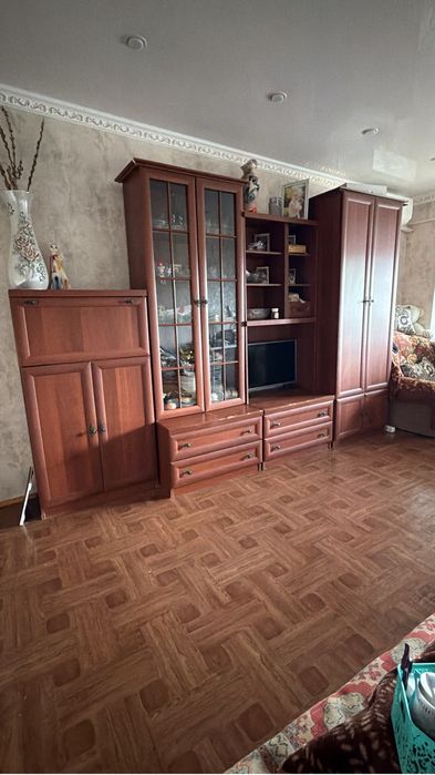 Продается б/у Стенка в гостиную