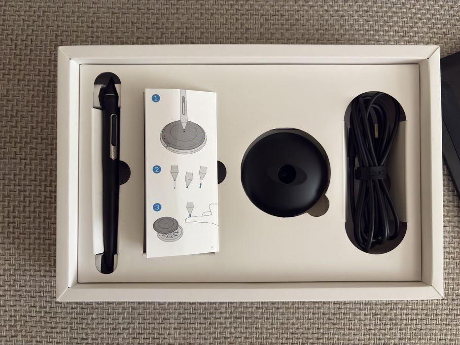Wacom Intuos Pro S PTH-460 новый