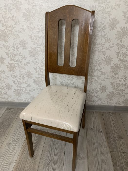 Стулья для гостиной