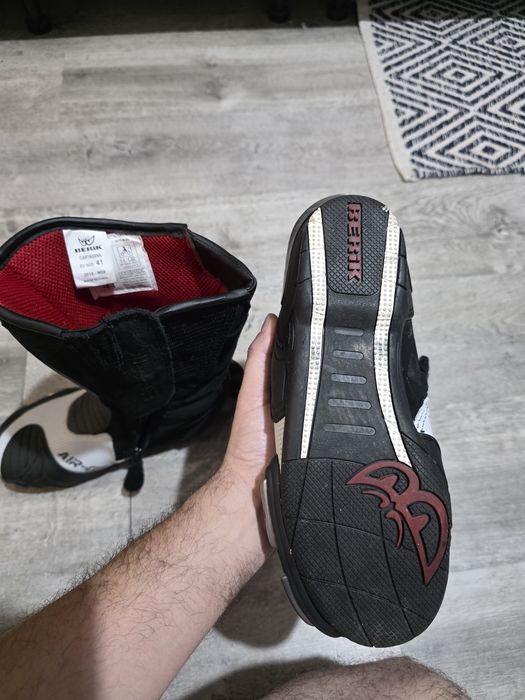 Ghete / cizme moto Berik