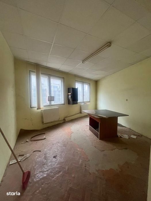 Spatiu comercial 464 mp, P+2+M, zona Fantasy Park