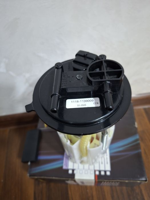 Бензонасос в сборе (модуль бензонасоса) подходит на ВАЗ 1118 Калина-1,