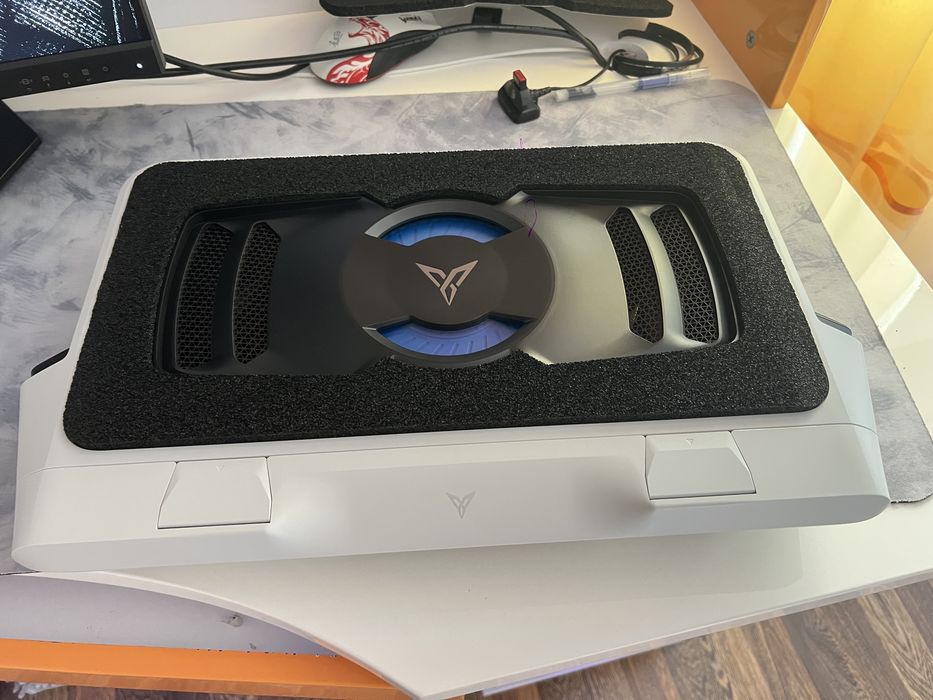 Cooler laptop Flydigi bs2 pro nefolosit