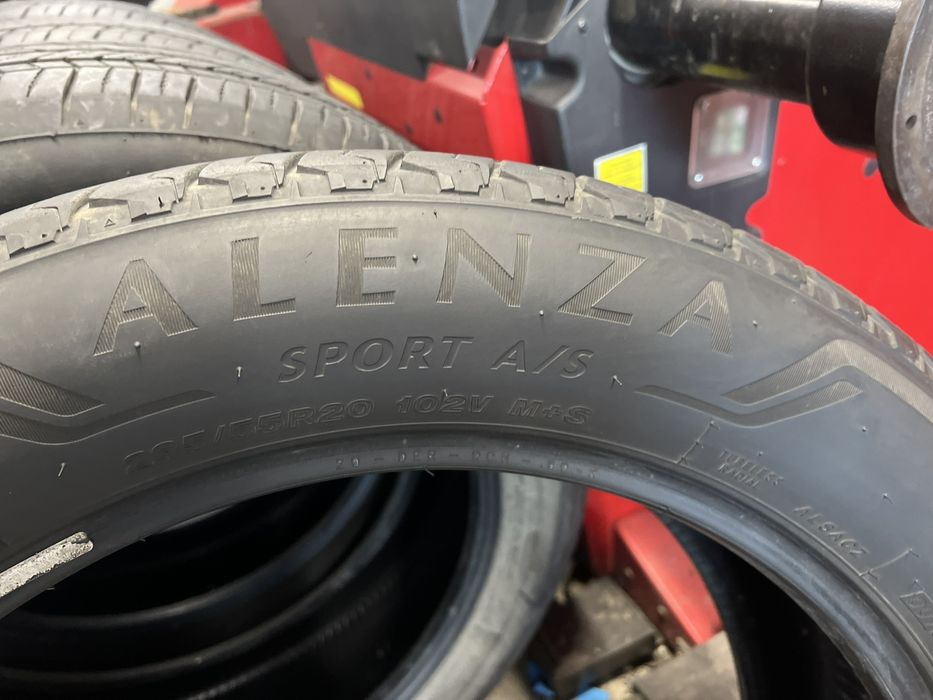 Всесезонни гуми 235/55 R20 Bridgestone