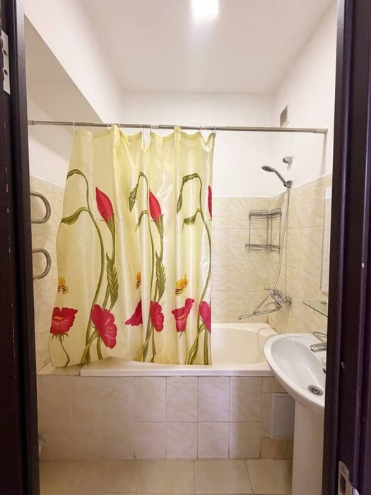 Сергели 16А да 3 хона 5 этаж 75 квадрат уй накд еки Ипотекага сотилади