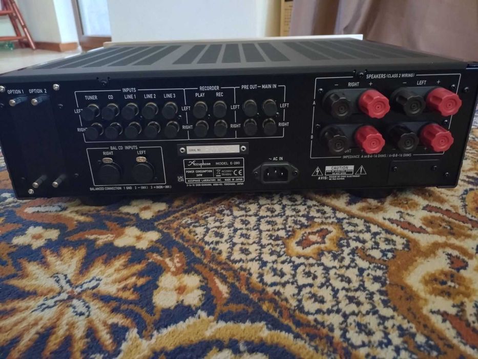 Интегриран усилвател Accuphase E-280