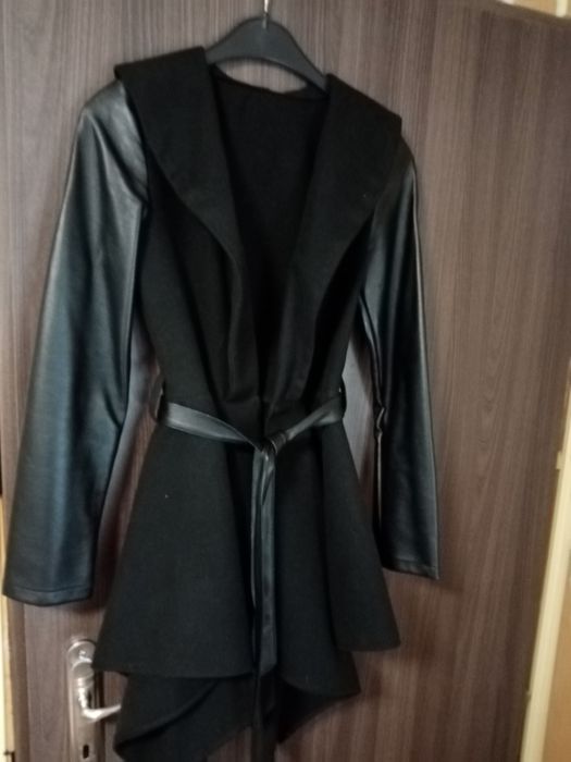 trenci zara s 100 lei/buc