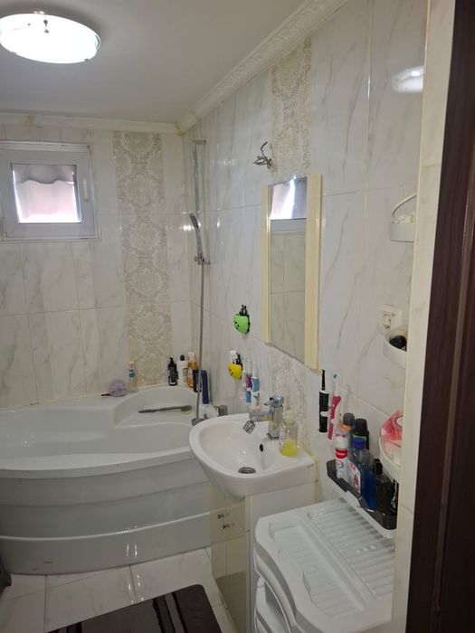 Apartament cu 3 camere