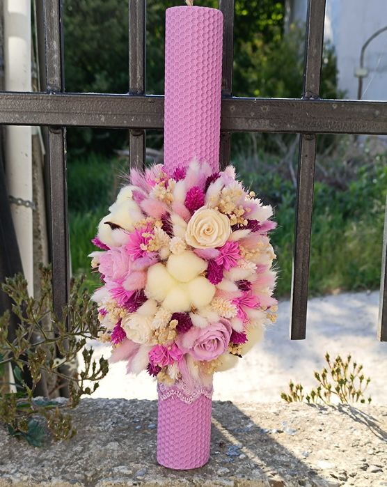 Buchete , cocarde,brățări, lumânări cununie și botez!