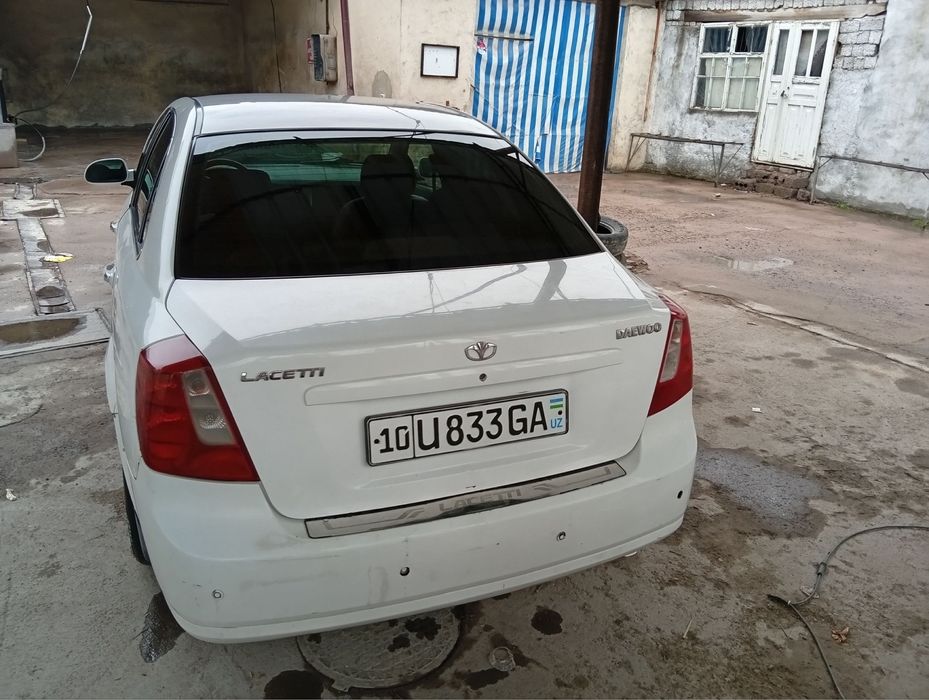 Lasetti sotiladi 2006 yil