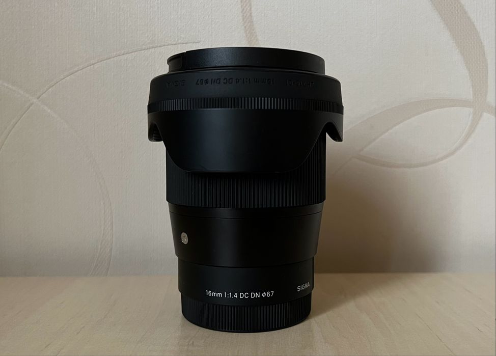 Обектив за Sony E Mount - Sigma 16mm f1.4