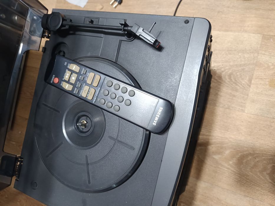 Combina samsung vintage si caserofon goodmans