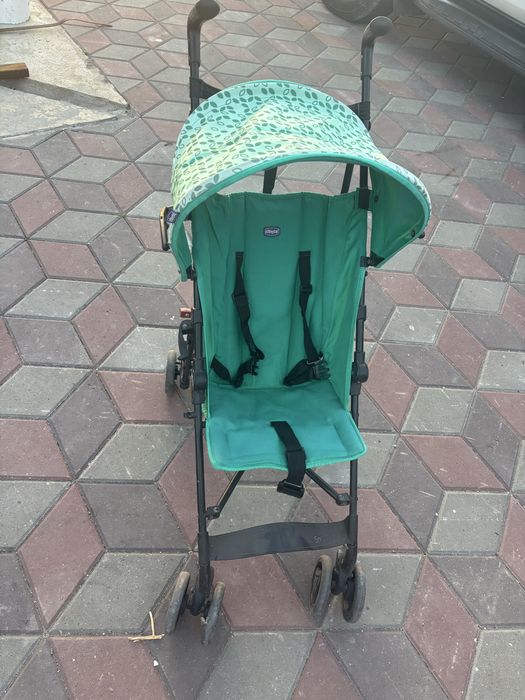 Продам коляску, трость.