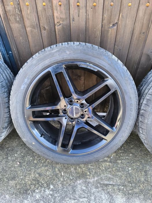 Джанти с гуми  Мерцедес АМГ 20