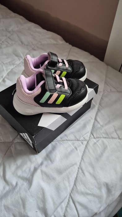 Маратонки Adidas 20н