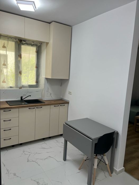 Garsoniera de inchiriat