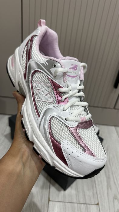 Кроссовки new balance 530