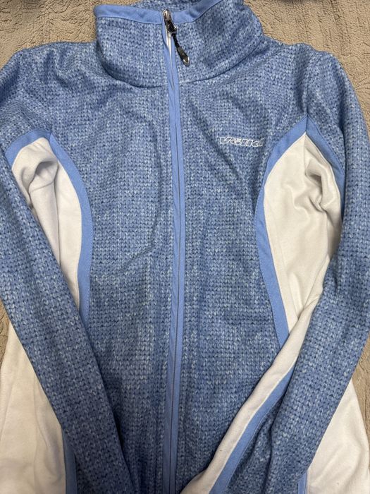 Блузки, кофты, спорт одежда