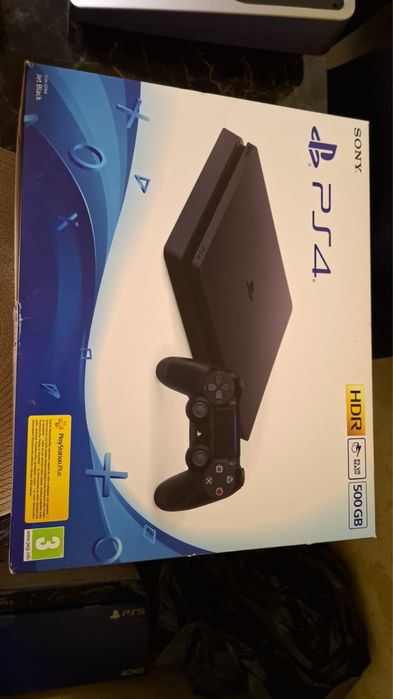 PlayStation 4 + 2 controllere + 15 jocuri