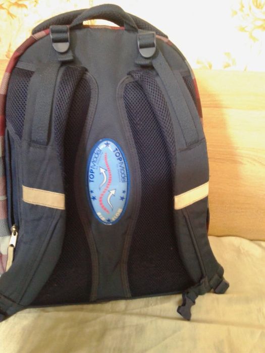 Ученически раници с ортопедичeн гръб