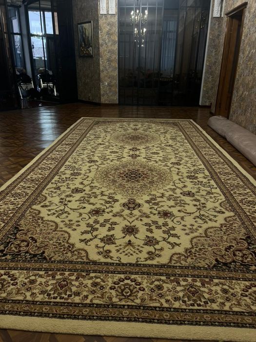 Ковёр отличном состоянии