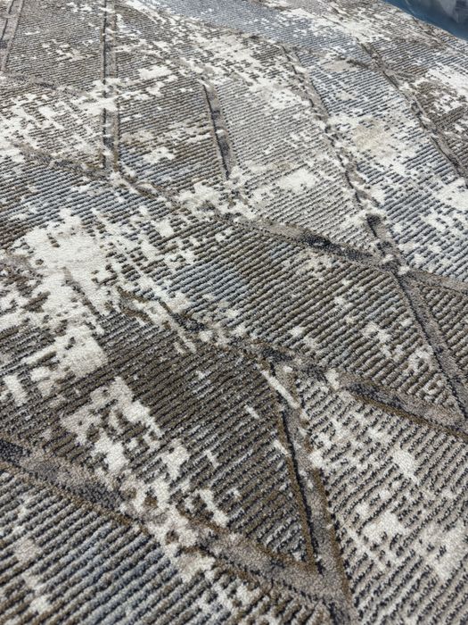 Дорожка, ковер, гилам зор холатда