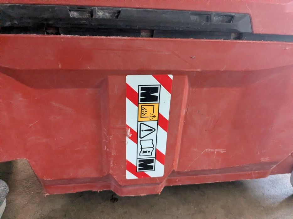 Hilti DWS 225 + Hilti VC 20M-X