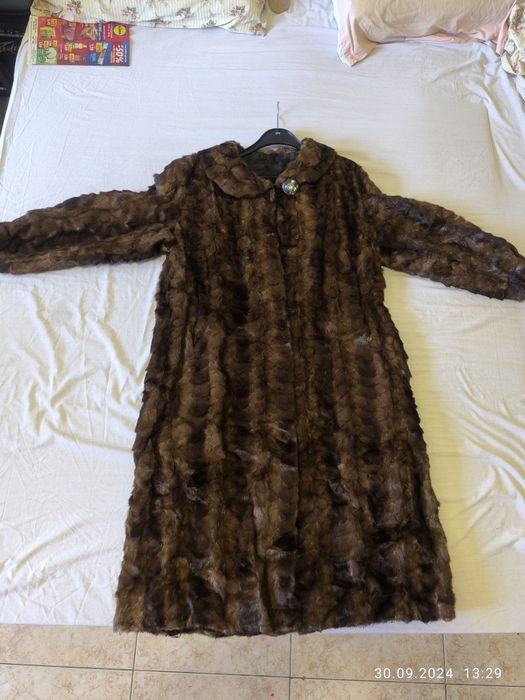 Естествено палто от челца на норки