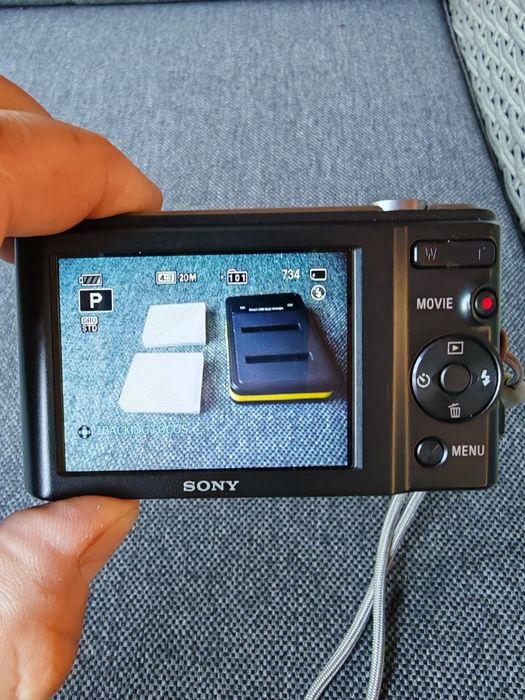 Sony DSC-W810 argintiu 20,1 Mpx, nou fără eticheta.