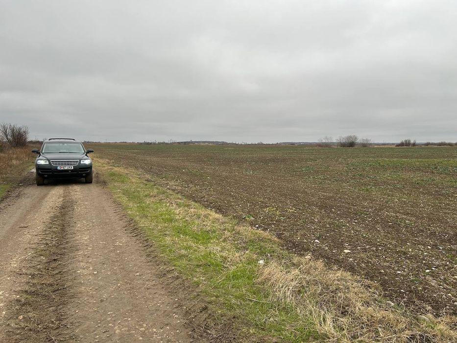 Proprietar! Teren 15500mp, deschidere 49,64m, Tartasesti